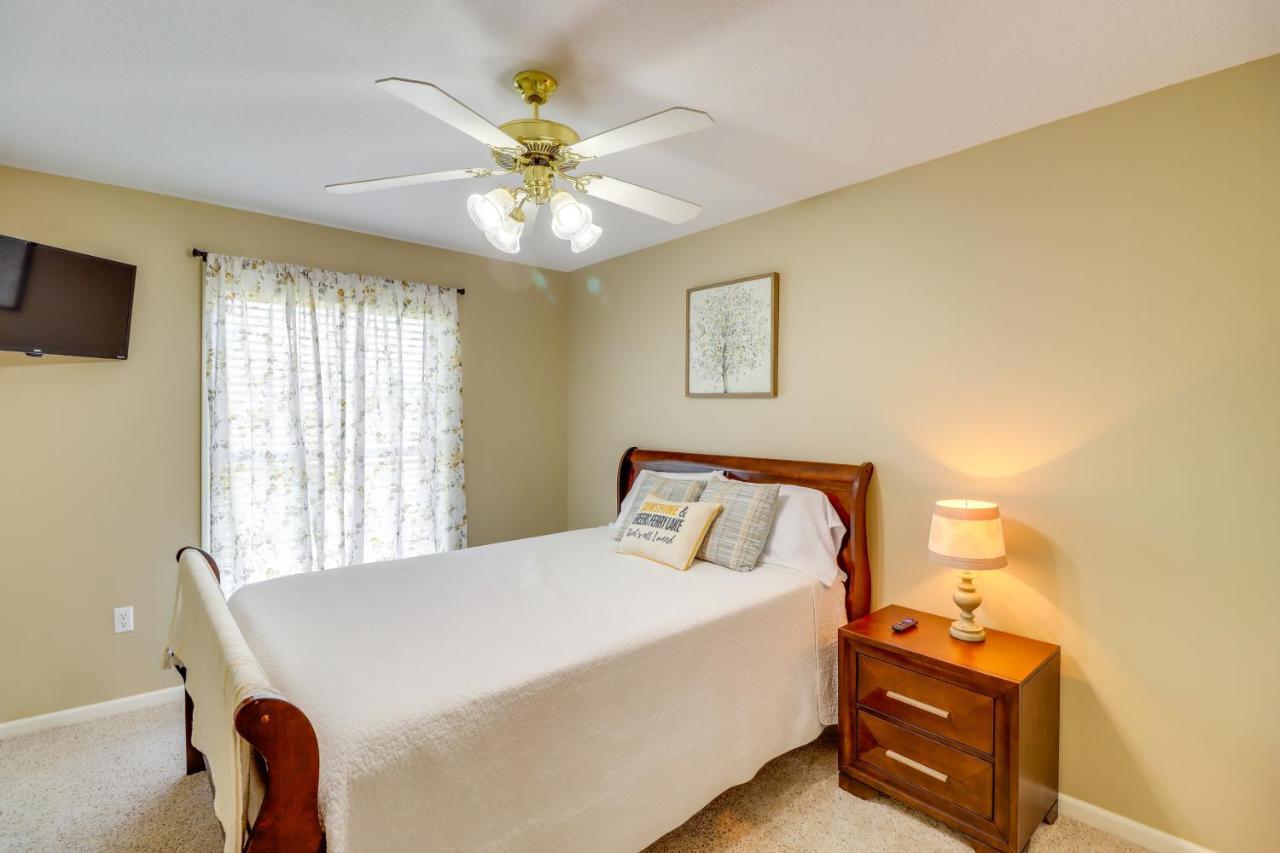 Charming Edgemont Home With Deck And Lake Views! Fairfield Bay Luaran gambar