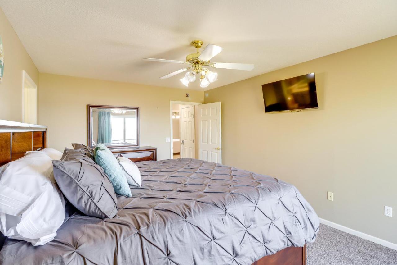 Charming Edgemont Home With Deck And Lake Views! Fairfield Bay Luaran gambar