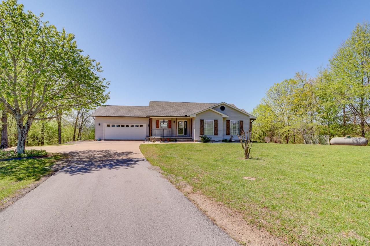 Charming Edgemont Home With Deck And Lake Views! Fairfield Bay Luaran gambar